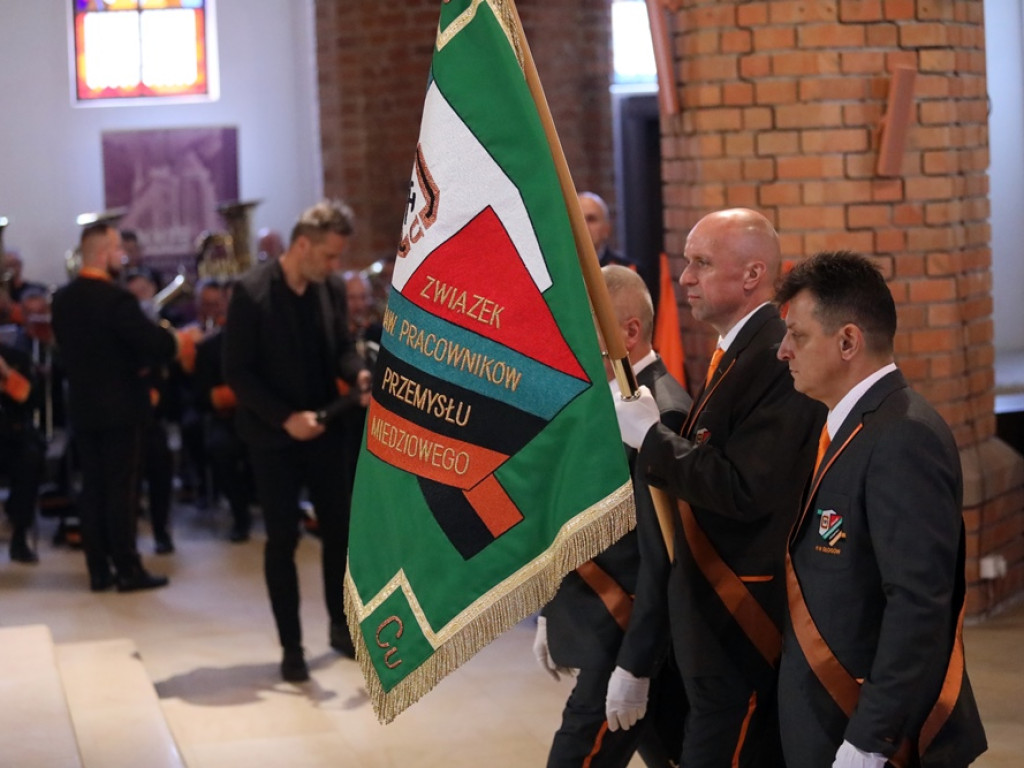Modlili się w intencji hutników i ich rodzin [ZDJĘCIA]