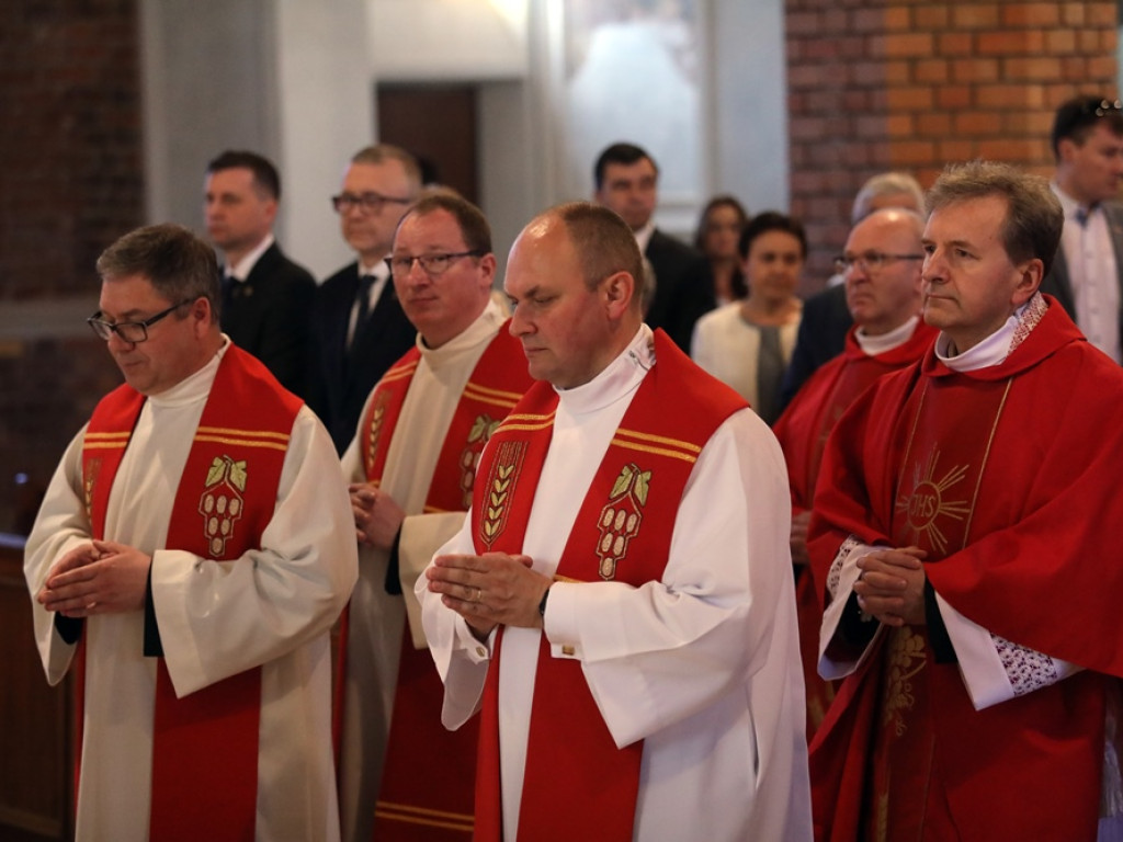 Modlili się w intencji hutników i ich rodzin [ZDJĘCIA]