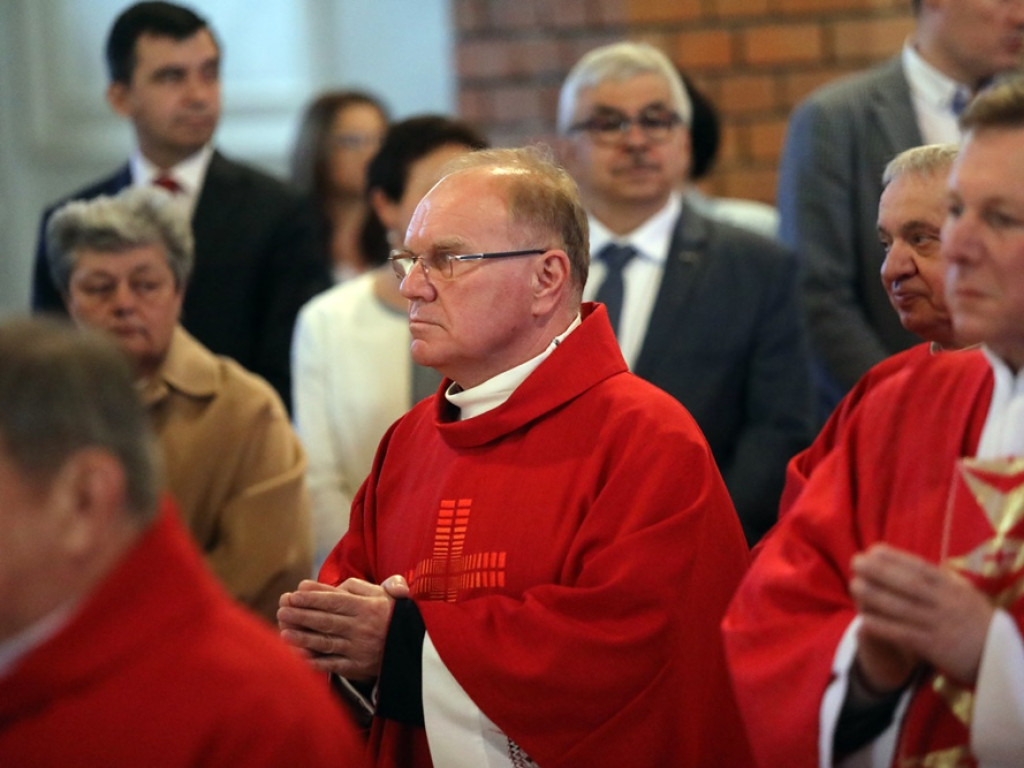 Modlili się w intencji hutników i ich rodzin [ZDJĘCIA]