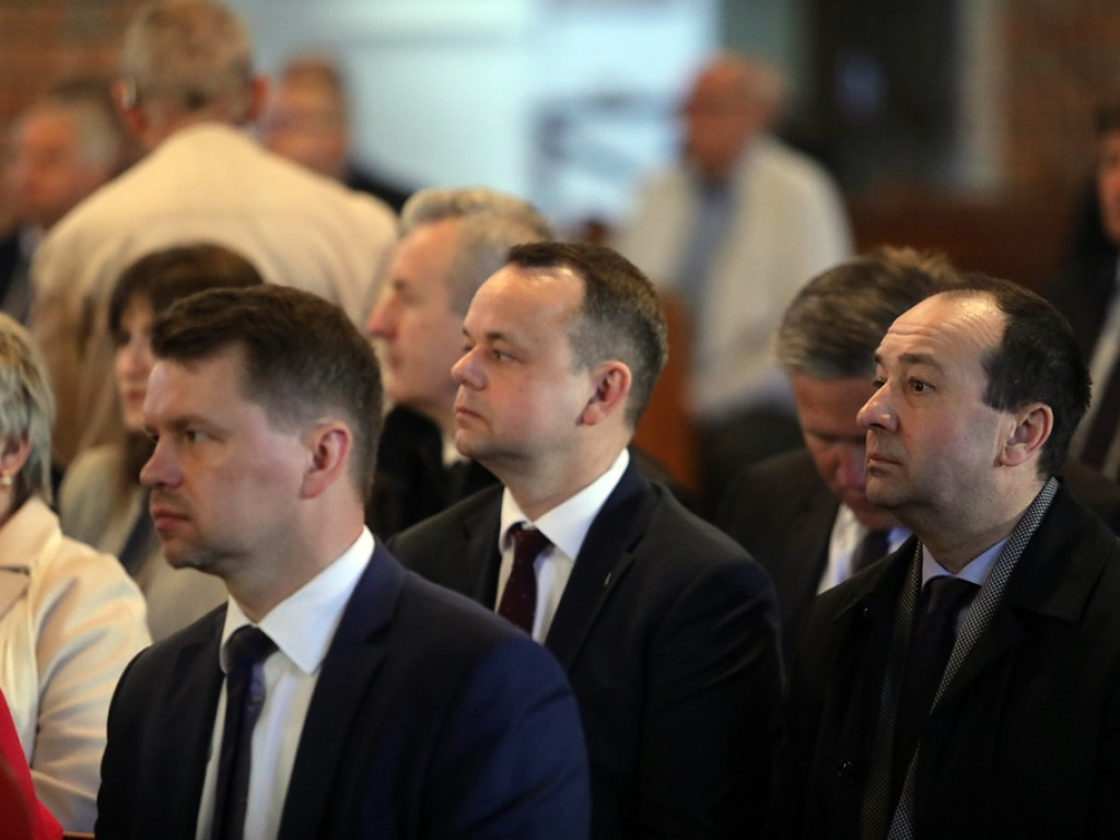 Modlili się w intencji hutników i ich rodzin [ZDJĘCIA]