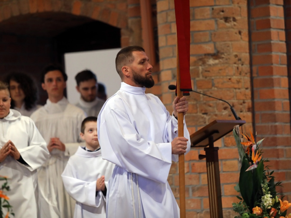 Modlili się w intencji hutników i ich rodzin [ZDJĘCIA]