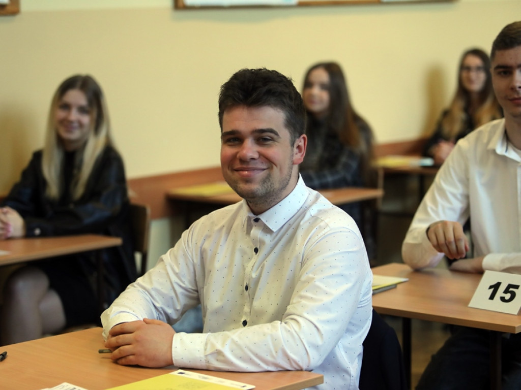 Matematyka? Stres był... maturzyści Ekonomika mają nadzieję, że jednak będzie dobrze [ZDJĘCIA]