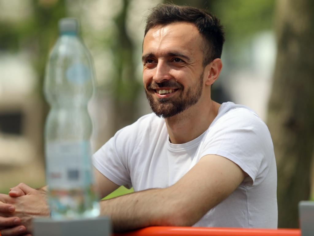 10-letni Kuba zrobił 66, nieco starszy Przemek 72 pompki. To nowi rekordziści Głogowa [ZDJĘCIA]