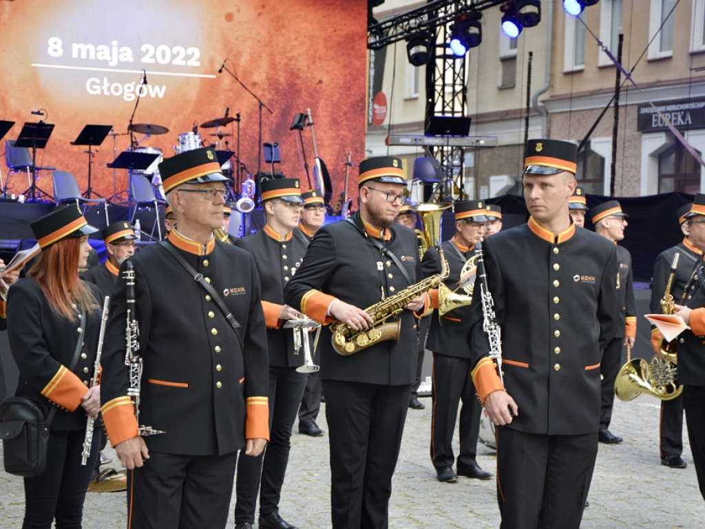 Tłumy w Rynku! Koncert z okazji Dnia Hutnika