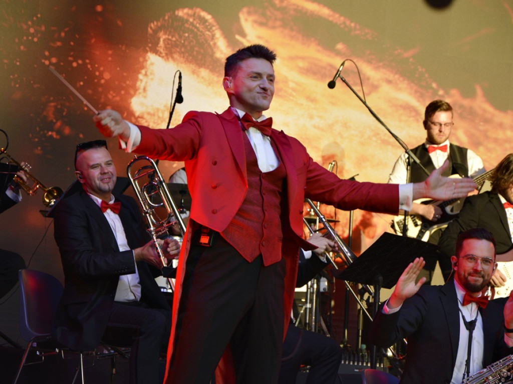 Tłumy w Rynku! Koncert z okazji Dnia Hutnika