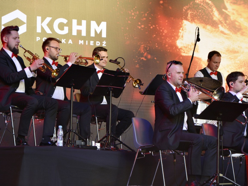 Tłumy w Rynku! Koncert z okazji Dnia Hutnika