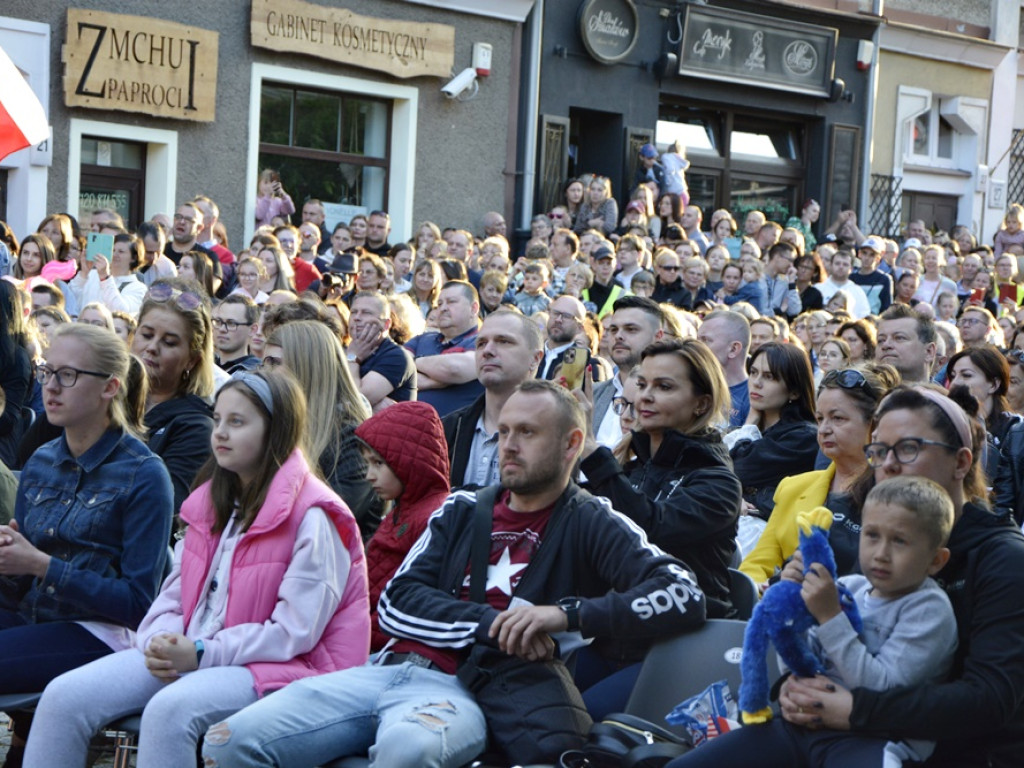 Tłumy w Rynku! Koncert z okazji Dnia Hutnika