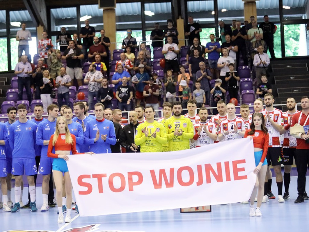 Porażka, ale po walce z wicemistrzem Polski [ZDJĘCIA]