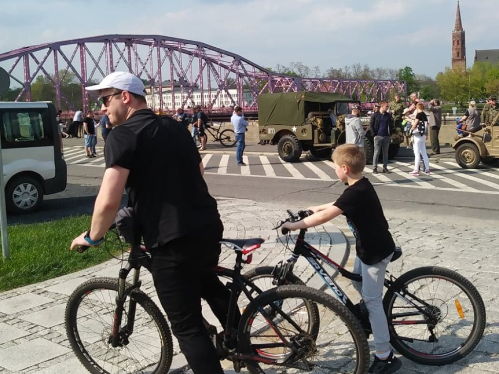 Tłumy na Nocy Muzeów. Głogowskie muzeum pokazuje wszystkie swoje skarby i zaprasza na atrakcje [ZDJĘCIA]