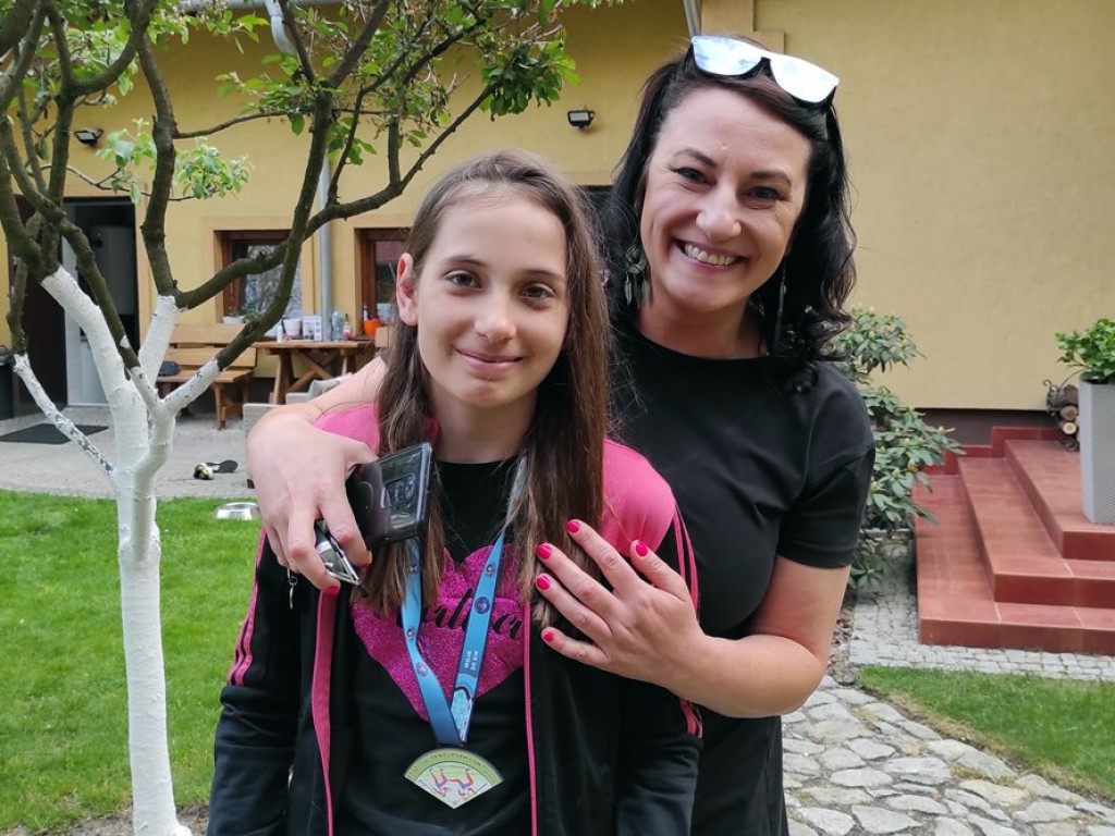Uczniowie dziesiątki podjęli szalone wyzwanie! Ponad 40 km na nogach, wkrótce 100 km na rowerze i 20 km w wodzie [ZDJĘCIA]