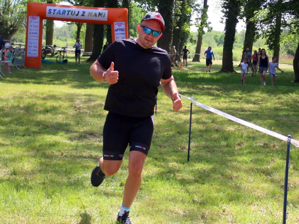 Biegali i jeździli na rowerach. Udana impreza w Radwanicach