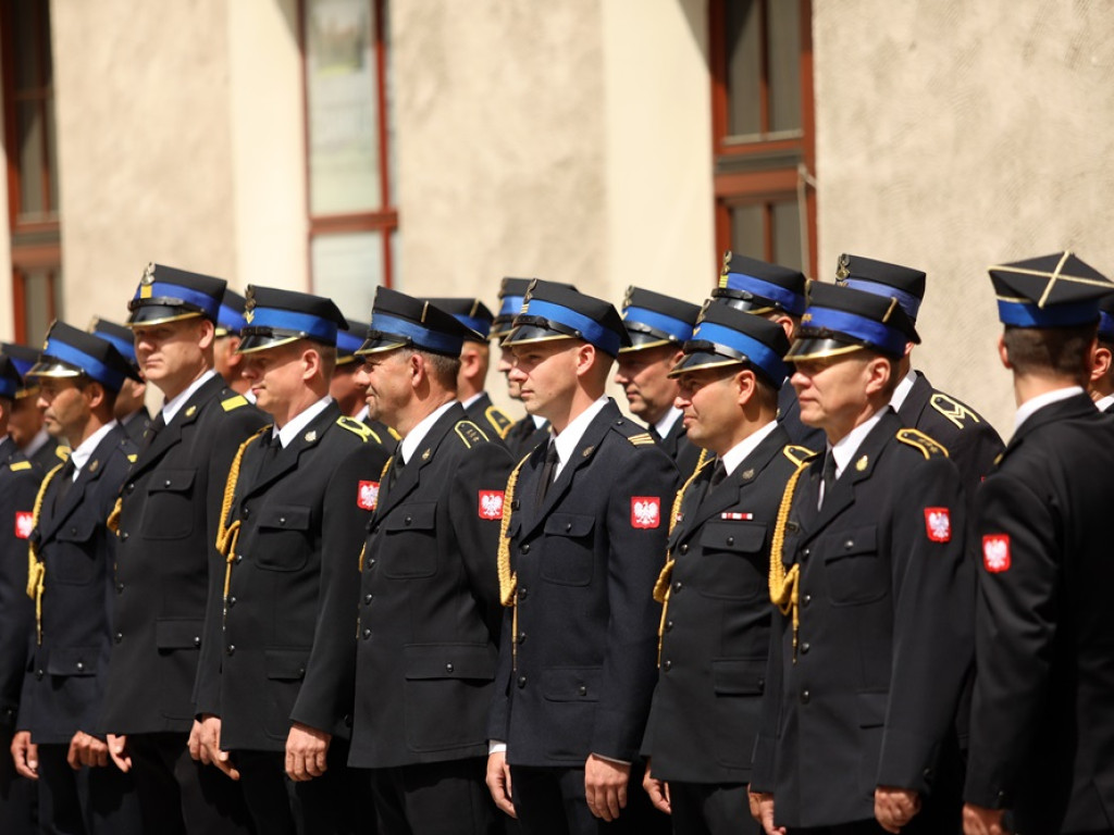 Świętują! Awanse i odznaczenia dla naszych strażaków [ZDJĘCIA]