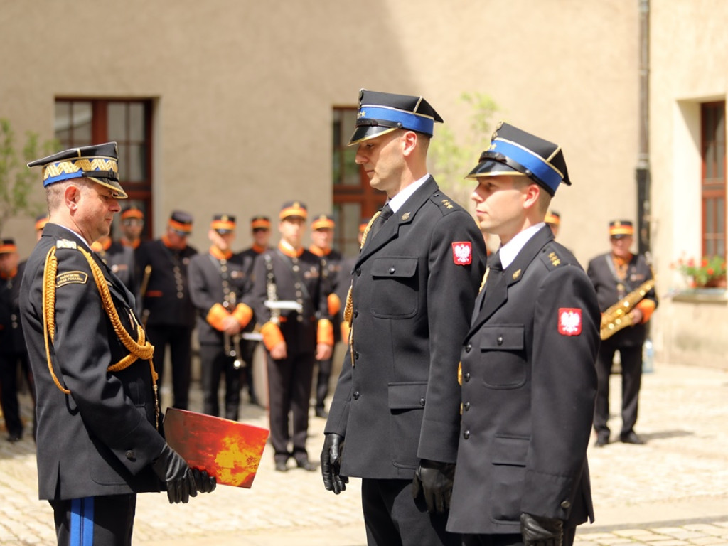 Świętują! Awanse i odznaczenia dla naszych strażaków [ZDJĘCIA]
