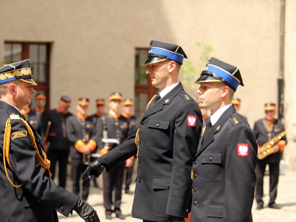 Świętują! Awanse i odznaczenia dla naszych strażaków [ZDJĘCIA]