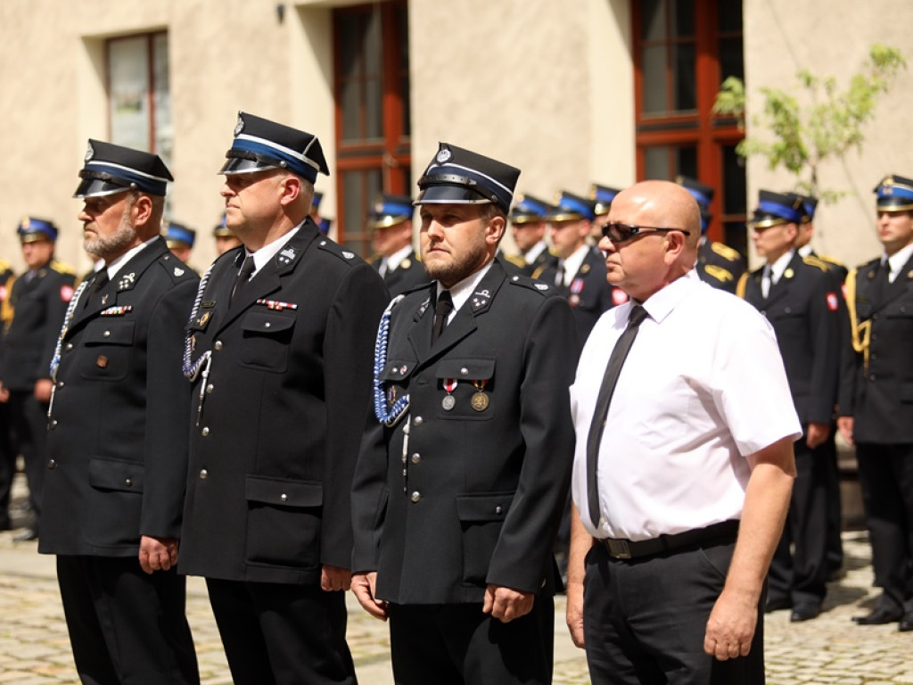 Świętują! Awanse i odznaczenia dla naszych strażaków [ZDJĘCIA]