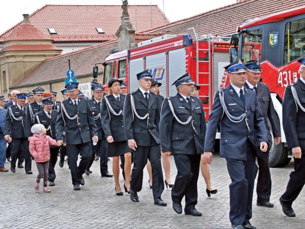 I tutaj strażacy świętowali. Po mszy świętej uroczystość oraz wyróżnienia [ZDJĘCIA]