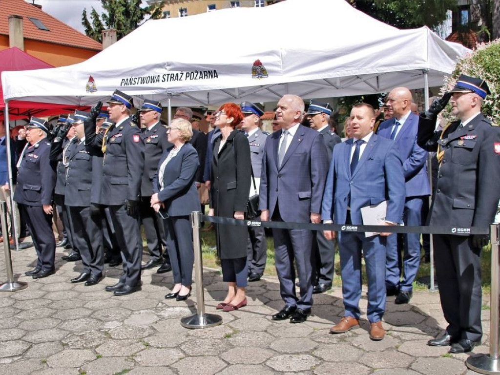 I tutaj strażacy świętowali. Po mszy świętej uroczystość oraz wyróżnienia [ZDJĘCIA]