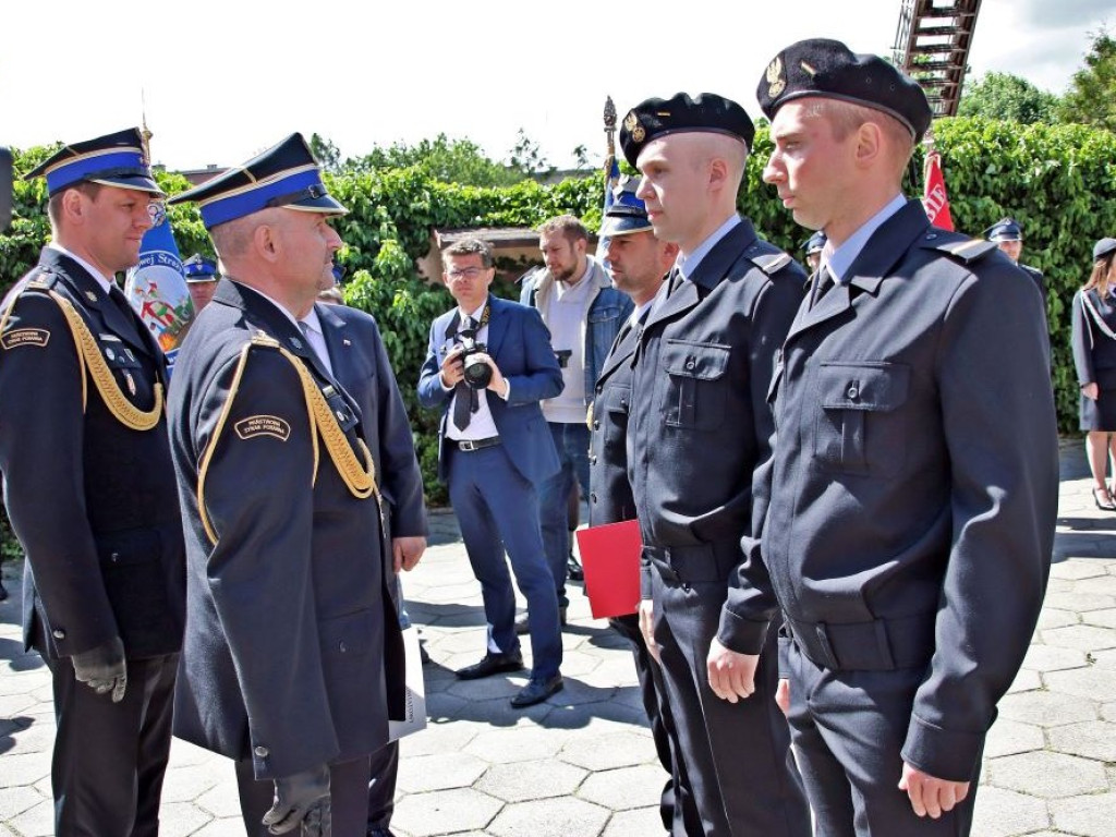 I tutaj strażacy świętowali. Po mszy świętej uroczystość oraz wyróżnienia [ZDJĘCIA]