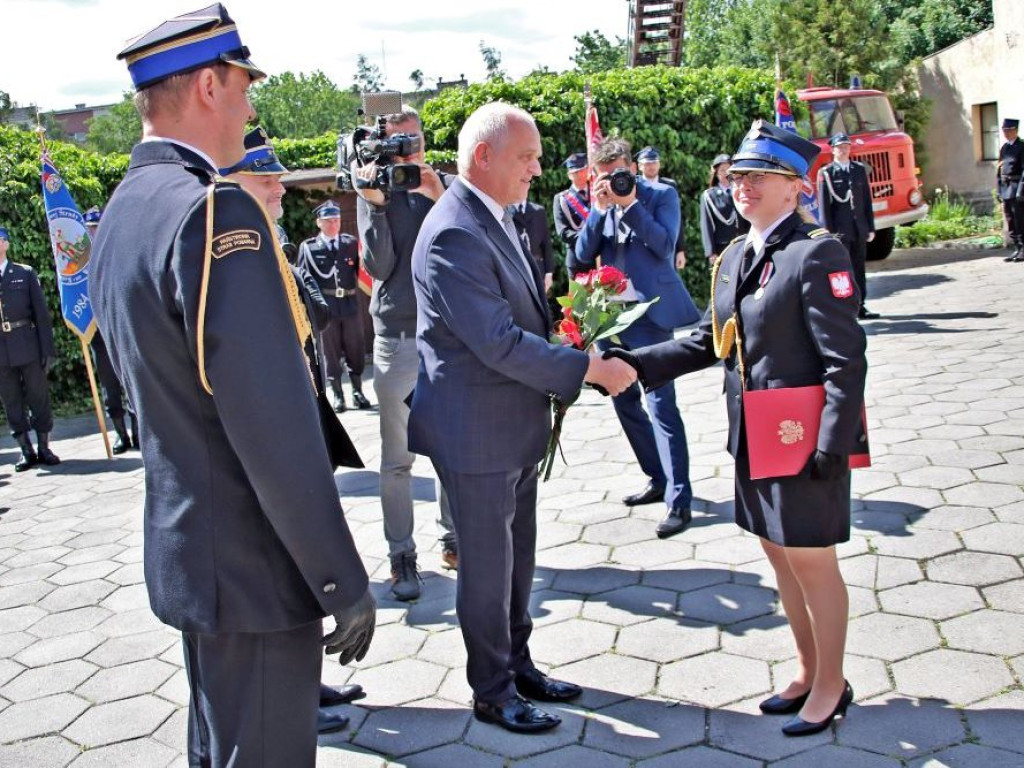 I tutaj strażacy świętowali. Po mszy świętej uroczystość oraz wyróżnienia [ZDJĘCIA]