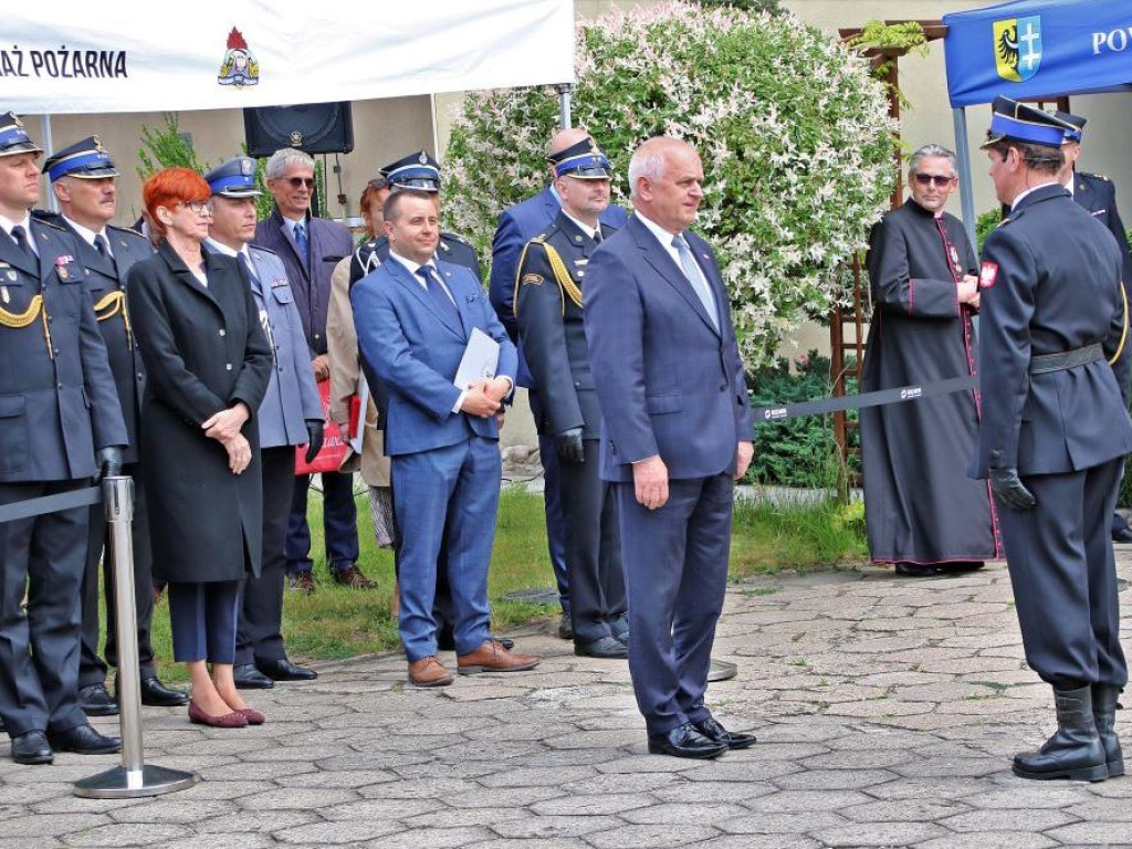 I tutaj strażacy świętowali. Po mszy świętej uroczystość oraz wyróżnienia [ZDJĘCIA]