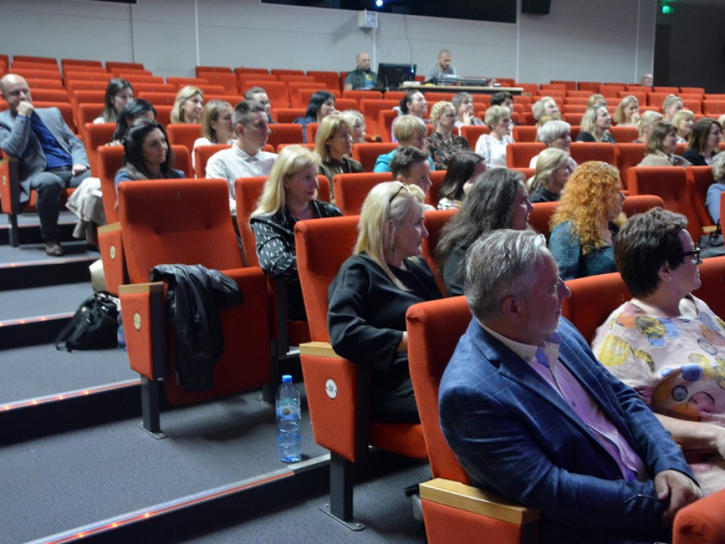 Drugi dzień konferencji na temat ryzykownych zachowań dzieci i młodzieży w Głogowie [ZDJĘCIA]
