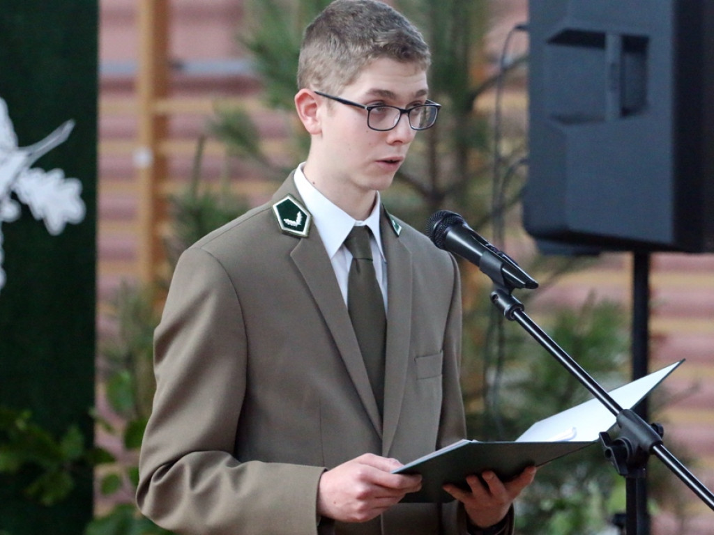 Przyszli leśnicy ślubowali. Sawczak: To wielkie święto [ZDJĘCIA]