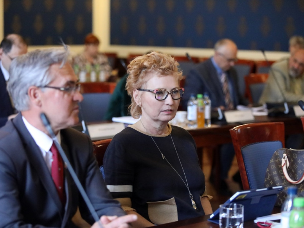 Radni zagłosowali za podwyżkami za śmieci. Drożej będzie od 1 lipca [ZDJĘCIA]