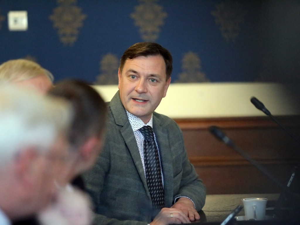 Radni zagłosowali za podwyżkami za śmieci. Drożej będzie od 1 lipca [ZDJĘCIA]