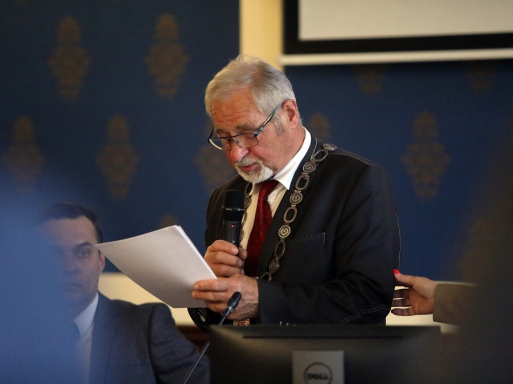Radni zagłosowali za podwyżkami za śmieci. Drożej będzie od 1 lipca [ZDJĘCIA]