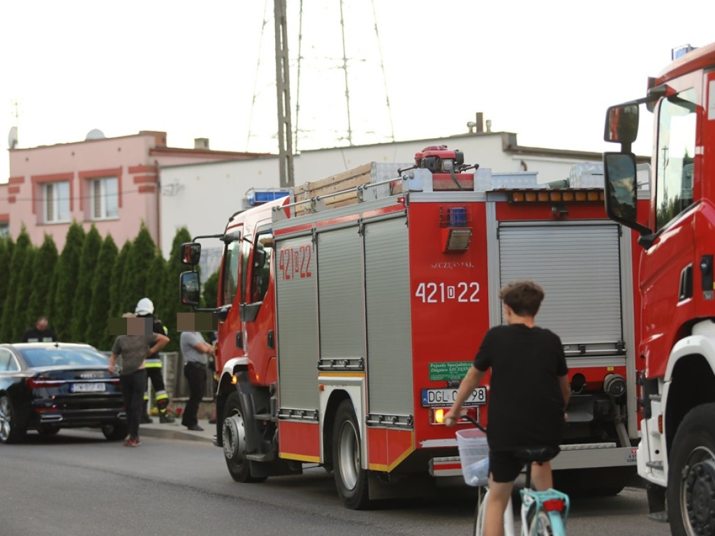 Butla z gazem eksplodowała. Ranny mężczyzna zabrany śmigłowcem do szpitala [ZDJĘCIA]