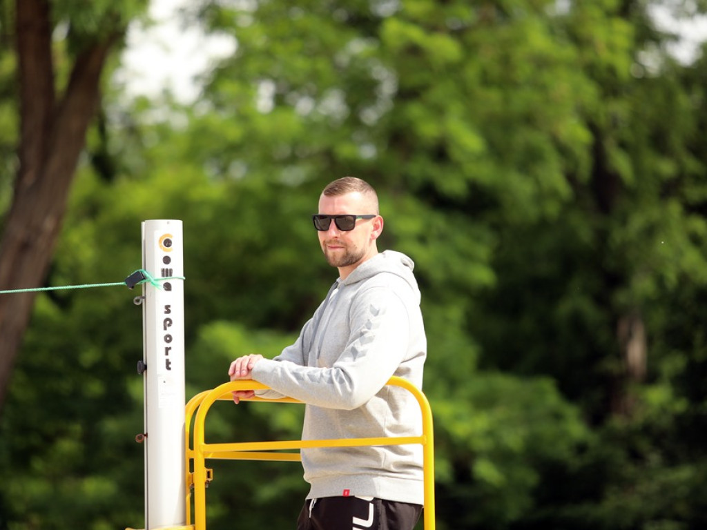 Grają w siatkówkę pod okiem medalisty mistrzostw Polski [ZDJĘCIA]
