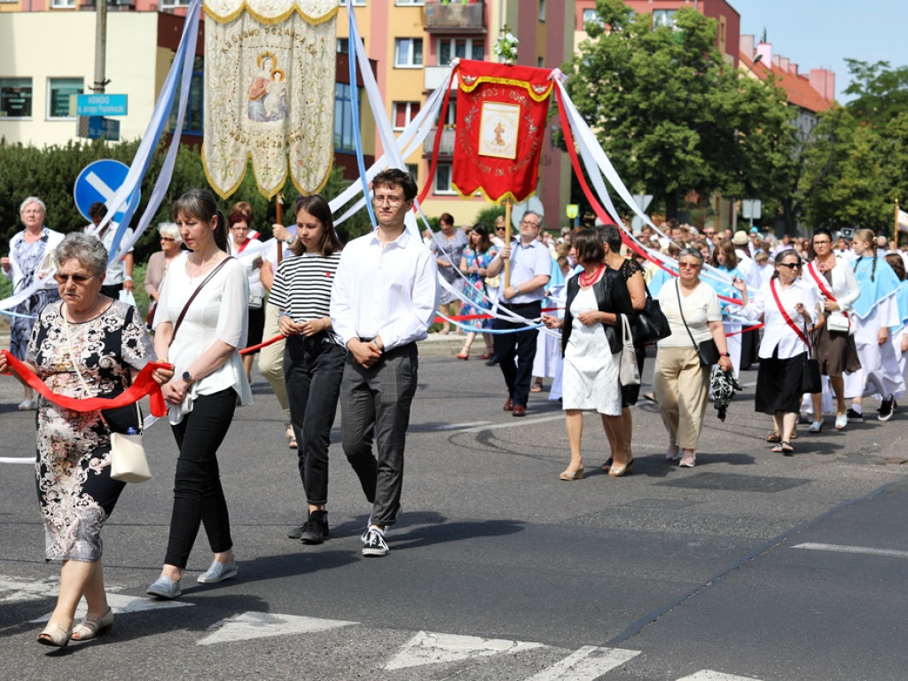 Procesja przeszła ulicami Głogowa [Zdjęcia]