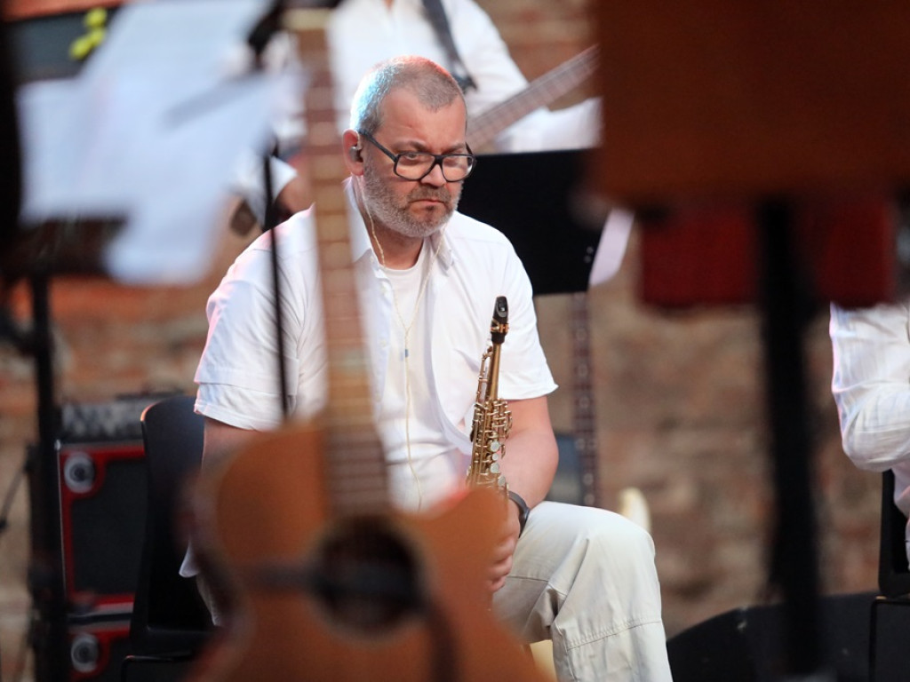Był koncert połączony z modlitwą. Takie wydarzenie w ruinach kościoła [ZDJĘCIA]