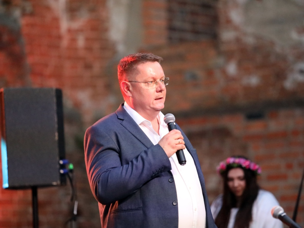 Był koncert połączony z modlitwą. Takie wydarzenie w ruinach kościoła [ZDJĘCIA]