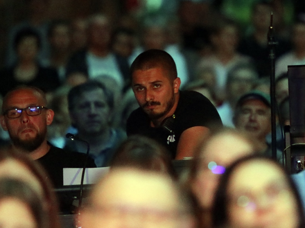 Był koncert połączony z modlitwą. Takie wydarzenie w ruinach kościoła [ZDJĘCIA]