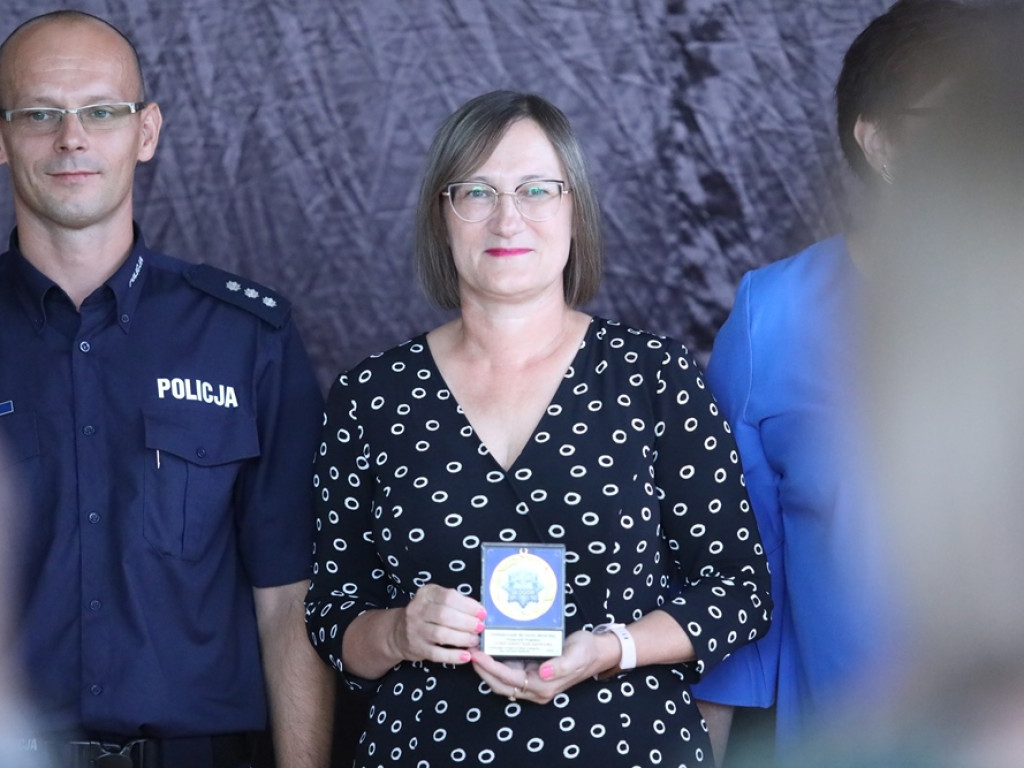 Uczniowie godni naśladowania. Otrzymali nagrody od komendanta [ZDJĘCIA]