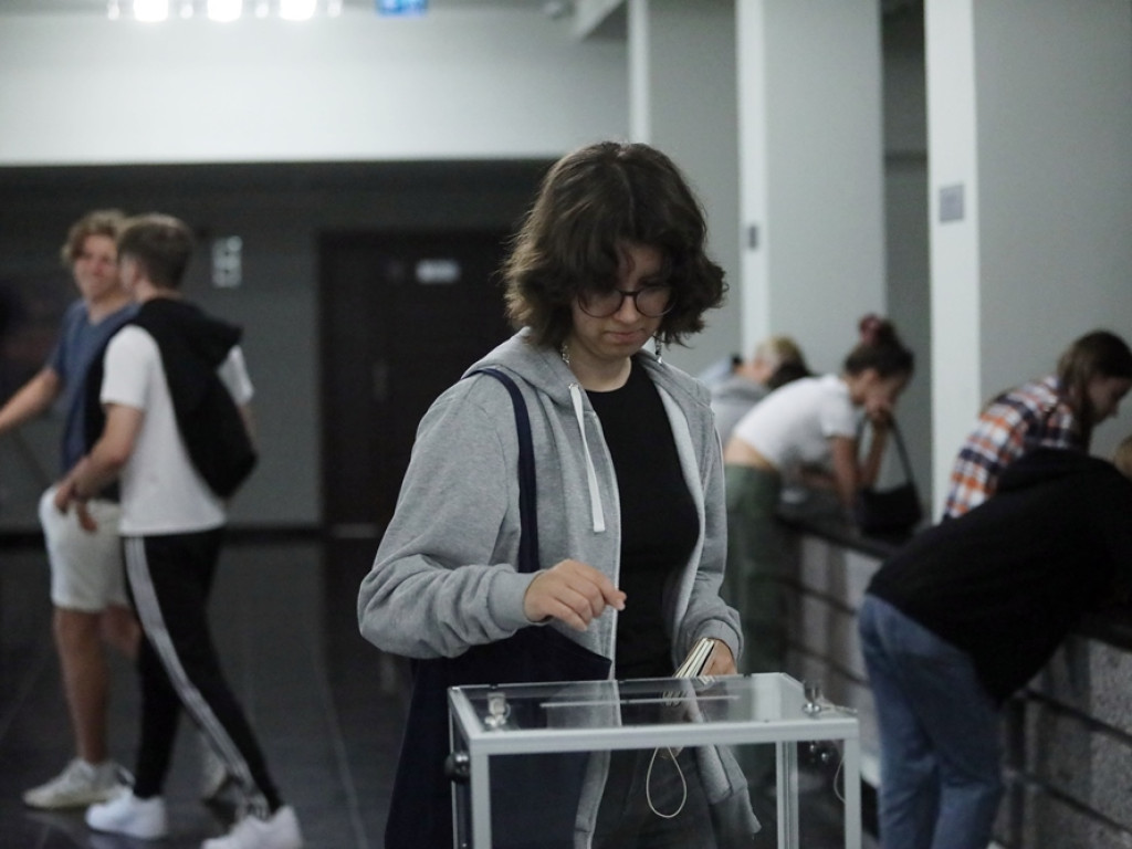 Chętnych zawsze więcej niż miejsc. Młodzież chce pracować w wakacje [ZDJĘCIA]
