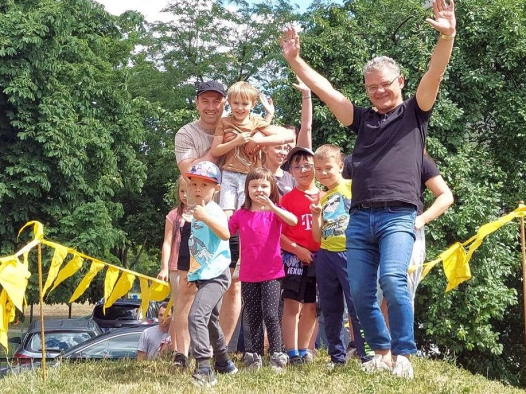 Mamo, tato bawmy się razem. Taki piknik z udziałem Jurka Górskiego [ZDJĘCIA]