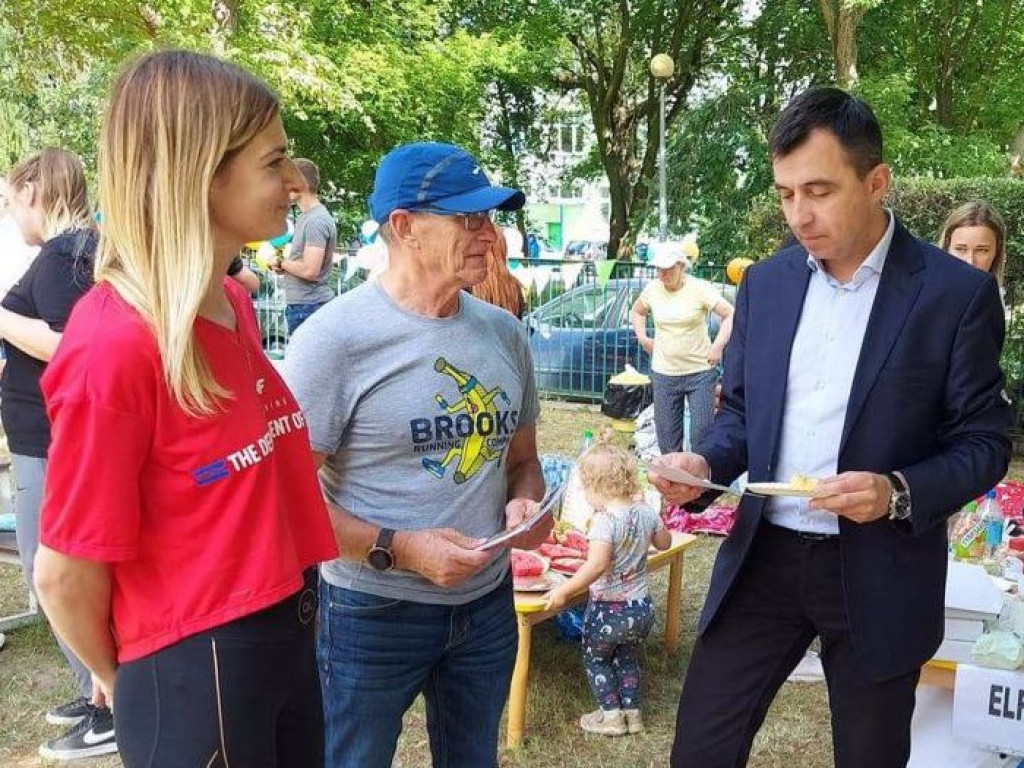 Mamo, tato bawmy się razem. Taki piknik z udziałem Jurka Górskiego [ZDJĘCIA]
