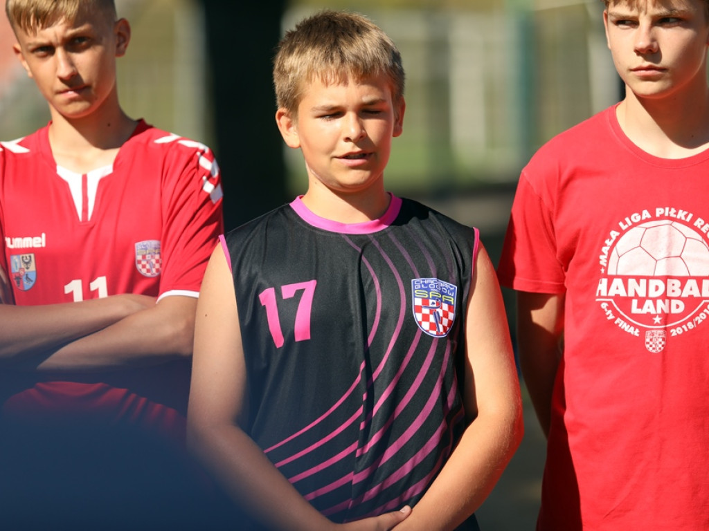 Grają w piłkę ręczną na plaży. Łuczyk: Jest zabawa i rywalizacja [ZDJĘCIA]