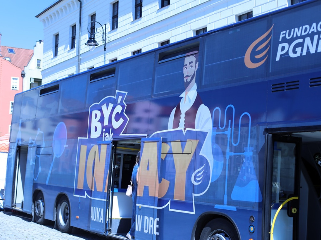 Warsztaty wiedzy pod ratuszem. Tłumy dzieci u Ignacego [ZDJĘCIA]