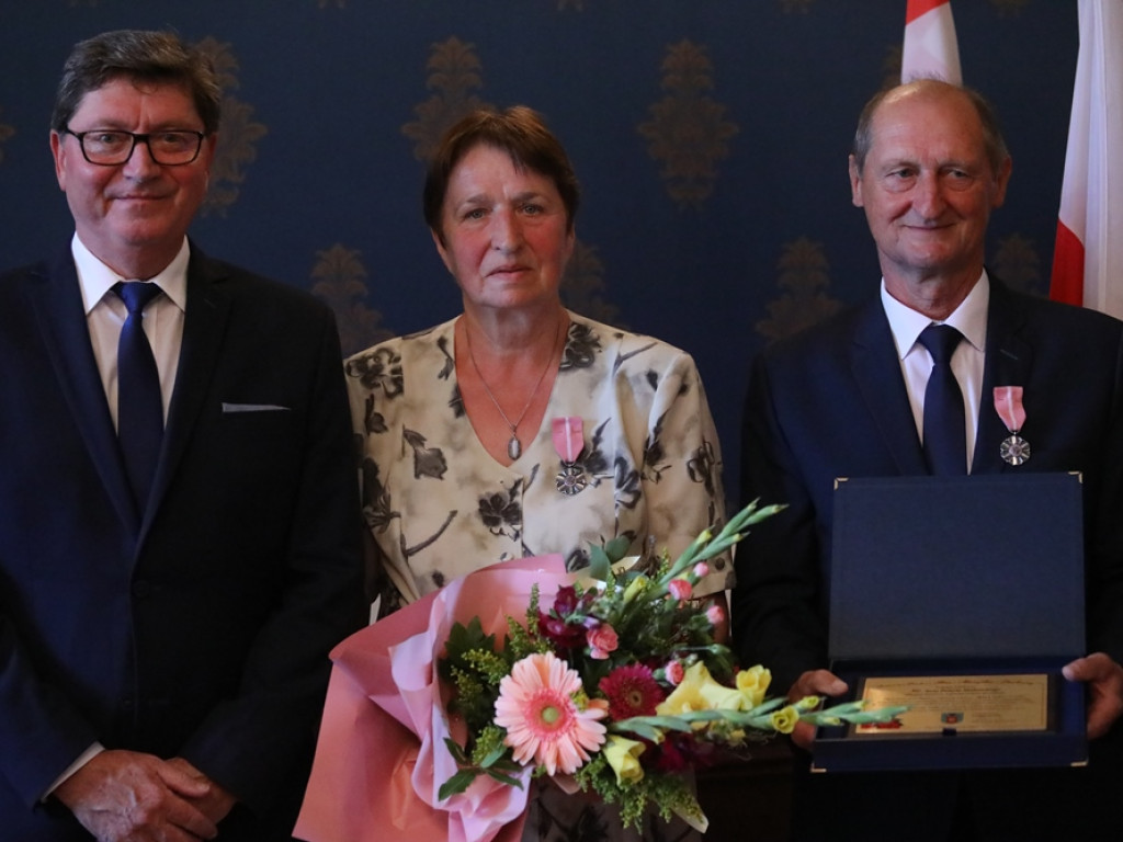 Z Głogowa, Jerzmanowej i Kotli  - Złote Gody w ratuszu [ZDJĘCIA]