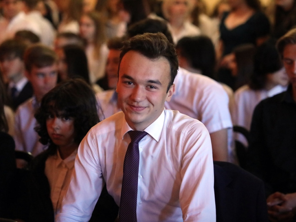 Dyrektor skradł show! Kosałka: Sezon na okulary przeciwsłoneczne otwarty [ZDJĘCIA]