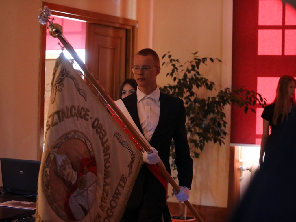 Dyrektor skradł show! Kosałka: Sezon na okulary przeciwsłoneczne otwarty [ZDJĘCIA]