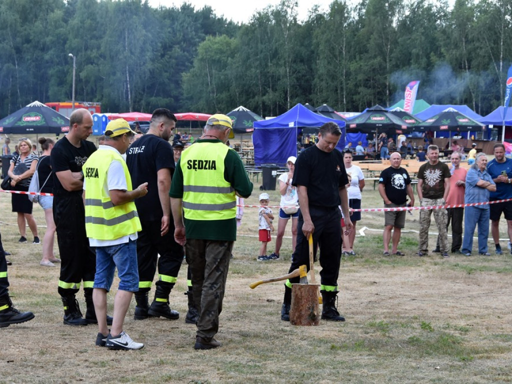 Konkurencje były widowiskowe. Strażacy ochotnicy rywalizowali na Stachuriadzie [ZDJĘCIA]