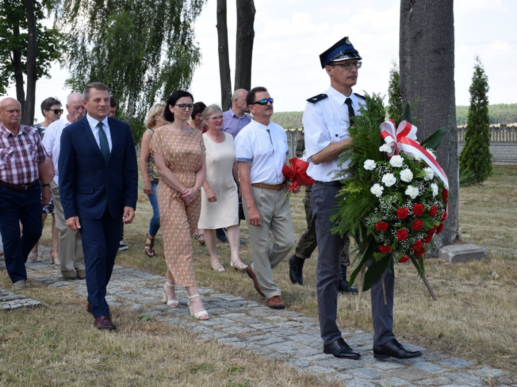 Nie zapomną o kapitanie Grzegorzewskim. Uroczystość na cmentarzu w Białołęce [ZDJĘCIA]
