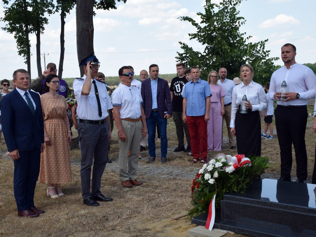 Nie zapomną o kapitanie Grzegorzewskim. Uroczystość na cmentarzu w Białołęce [ZDJĘCIA]