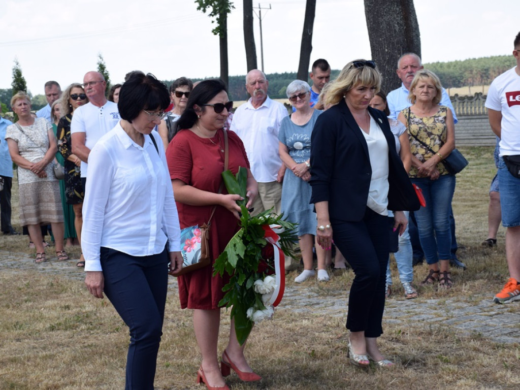 Nie zapomną o kapitanie Grzegorzewskim. Uroczystość na cmentarzu w Białołęce [ZDJĘCIA]