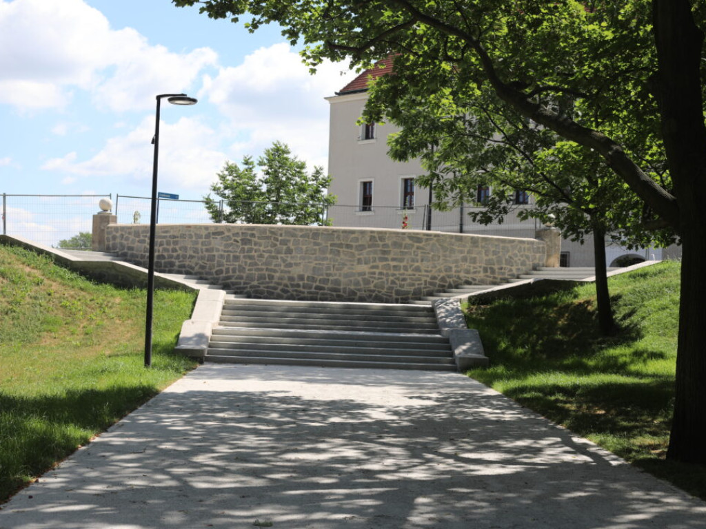 Park Sapera się zmienił. Spytaliśmy mieszkańców jak oceniają miejską inwestycję [ZDJĘCIA]