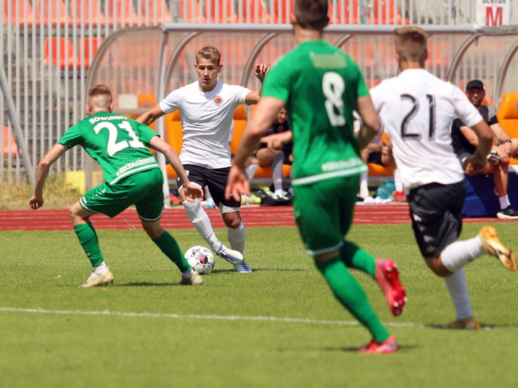 Chrobry przegrał sparing z Górnikiem Polkowice. Honorowy gol Michalca [ZDJĘCIA]